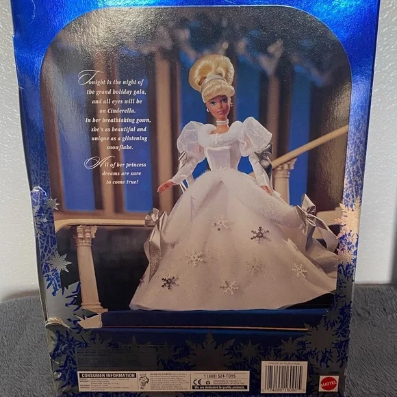Mattel Holiday Princess Cinderella Barbie- Blue and Silver - Picture 5 of 9
